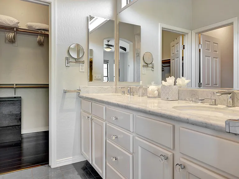 16600 N Thompson Peak Pkwy #2050 — Photo 11