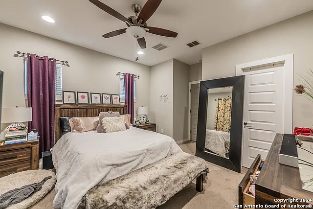 619 Burleson St — Photo 16
