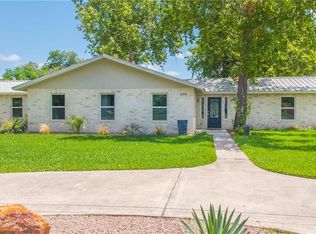 919 Colorado Dr, Marble Falls, TX 78654