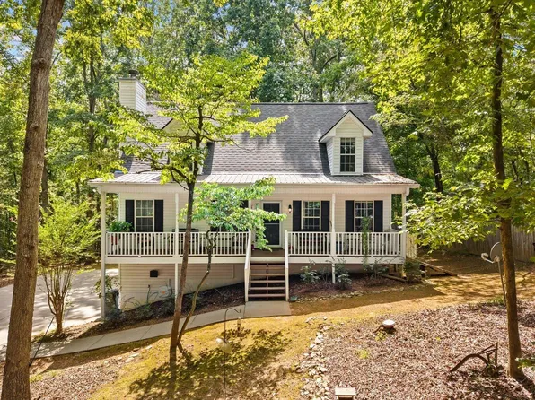 439 Fairview Rd, Ball Ground, GA 30107