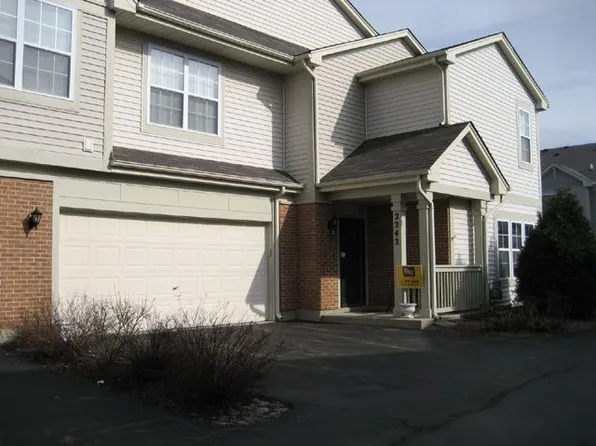 2242 Rockefeller Dr, Geneva, IL 60134
