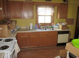 533 Harding Ave, Kingsford, MI 49802