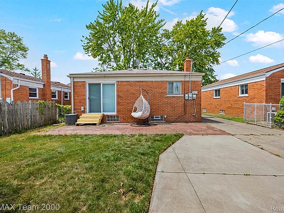 3rd image of 7050 Berwyn St