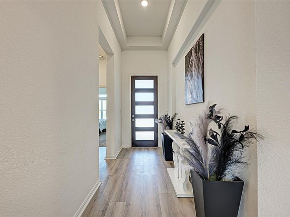 5th image of 20821 Schuster St