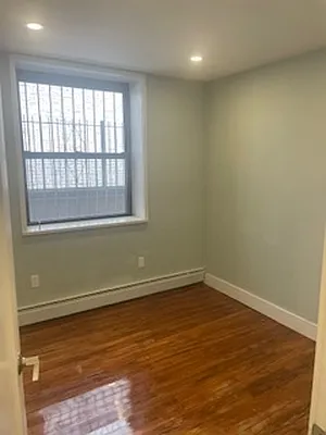 Rented by Lexington Properties LLC | media 6