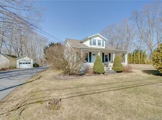 15 Wall St, Hebron, CT 06248