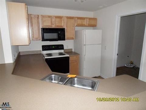3rd image of 51737 Adler Park Dr W