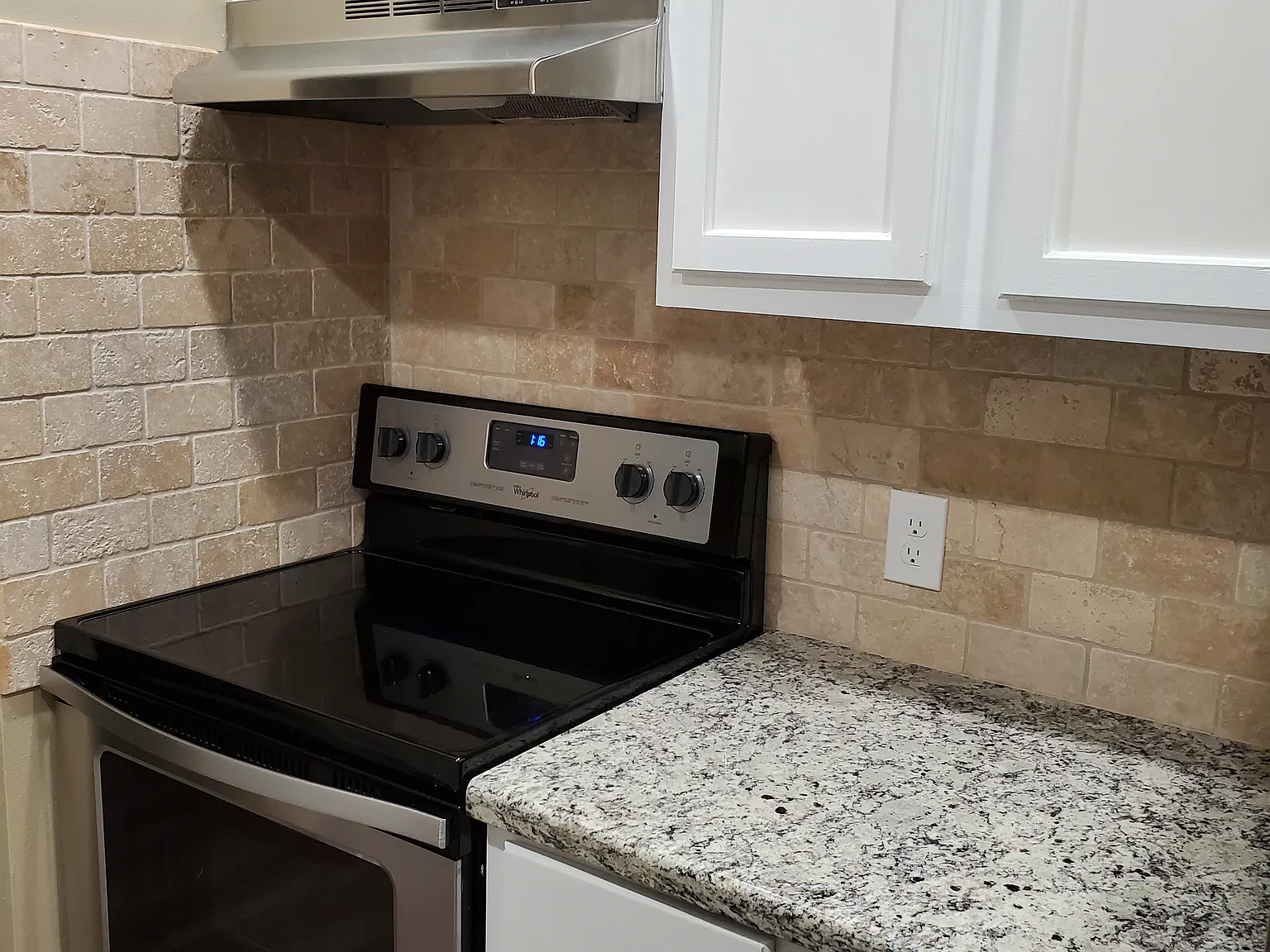 3 bed, 1148 sqft, $1,725 — Photo 4