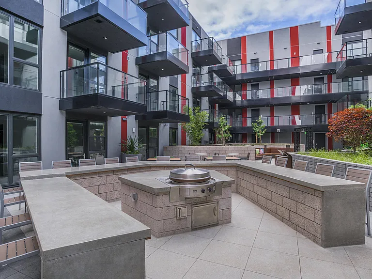 Shift Apartments — Photo 21