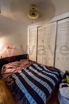 Rented by Wave Real Estate Group | media 40