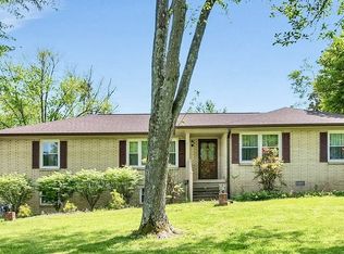 227 Hale Ave, Gallatin, TN 37066