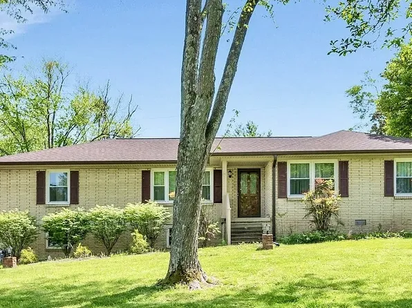 227 Hale Ave, Gallatin, TN 37066