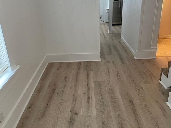 2nd image of 111 N Cedar Ave