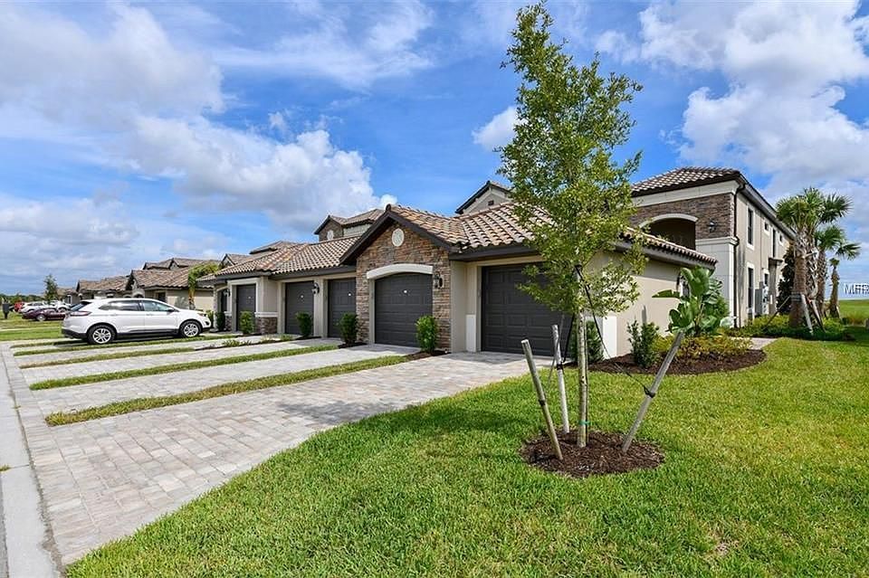 1st image of 5538 Palmer Cir Unit 106