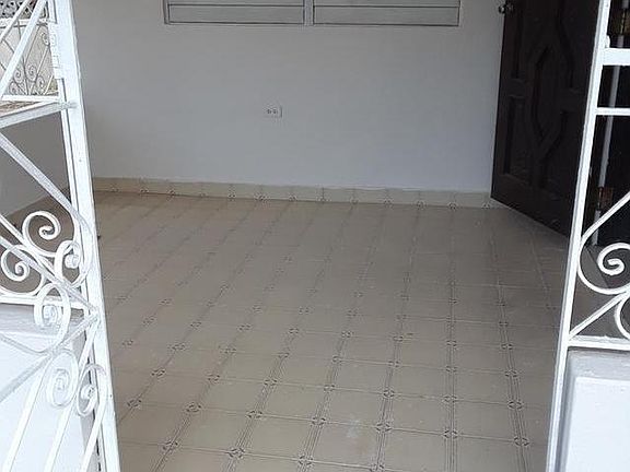 3rd image of 435 Calle Apeninos