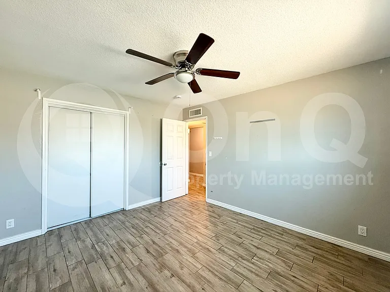 337 N Williams — Photo 6