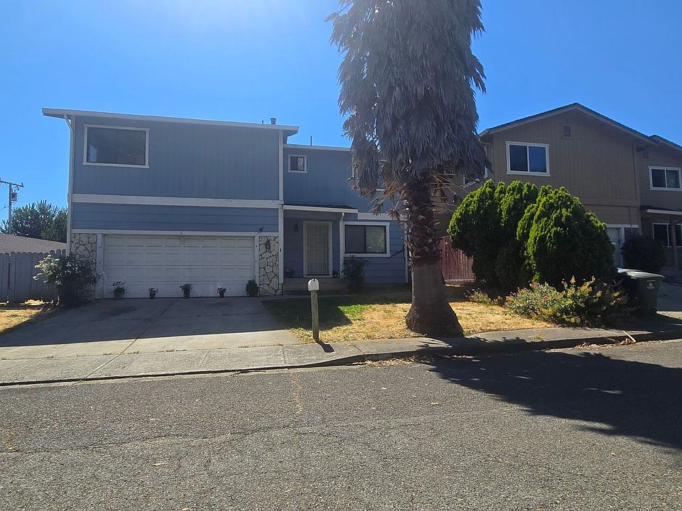 1st image of 3 Greenfield Ct