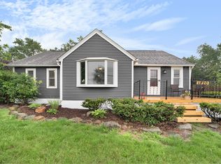 1820 Union Lake Rd, Commerce Township, MI 48382