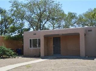 321 Valencia Dr NE, Albuquerque, NM 87108