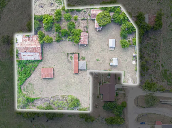 3575 Bell Dr, Crowley, TX 76036