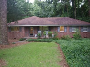 240 Greencrest Dr, Athens, GA 30605