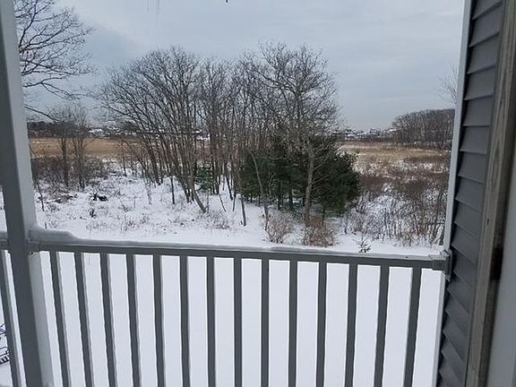 Back deck facing beach