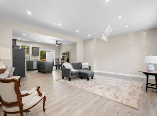 211 Winding Hollow Rd, Groton, CT 06340