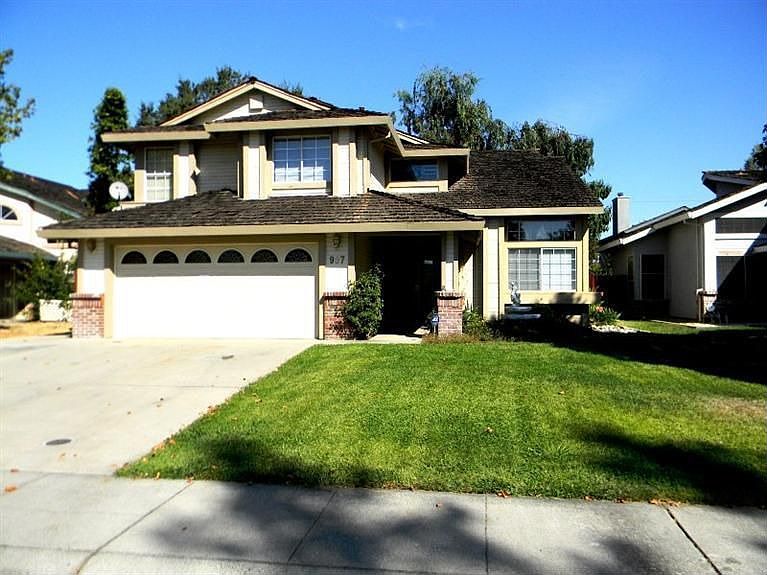 1st image of 937 Sandemara St