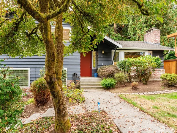8504 216th Street SW, Edmonds, WA 98026