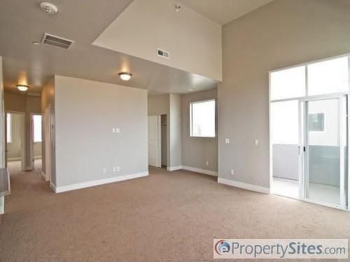4th image of 10398 S Clarks Hill Dr Ste 105
