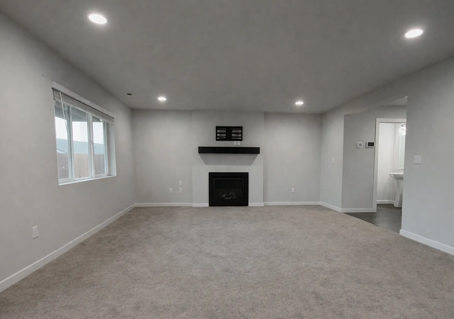 Beautiful 3BR Family Home | Loft, Private Backyard, Cul-de-Sac, 3-Car Garage — Photo 4