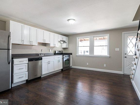 2nd image of 7811 Saint Claire Ln