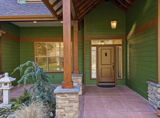 49164 McKenzie Hwy, Vida, OR 97488