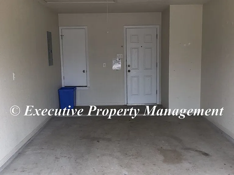 208 Janelle Dr — Photo 19