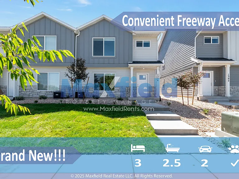 1398 N Meadow Ln — Photo 1
