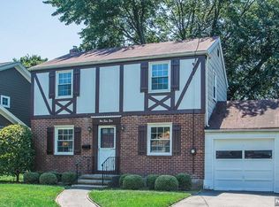 255 Dorchester Rd, River Edge, NJ 07661