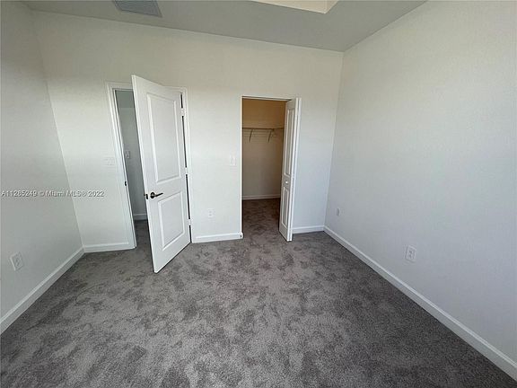5th image of 11834 246th Ln #246