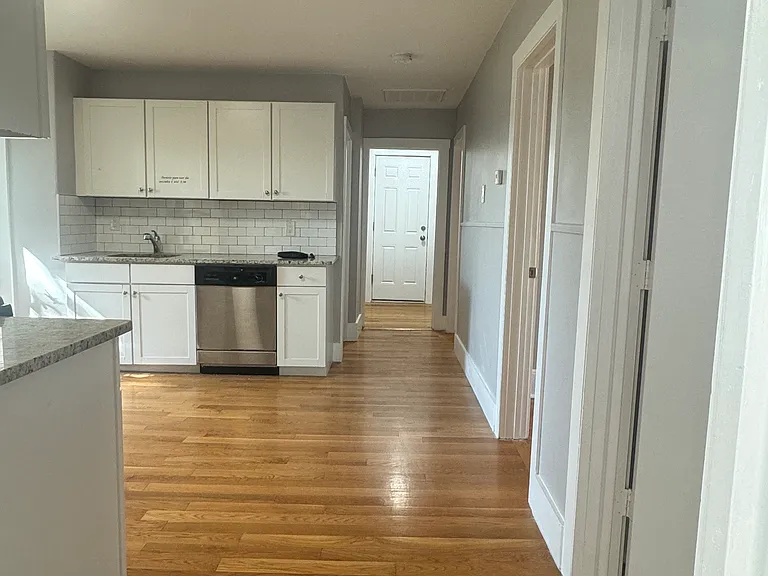 177 Belmont St #1L — Photo 3