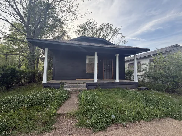 765 Grand St, Denver, TN 38114