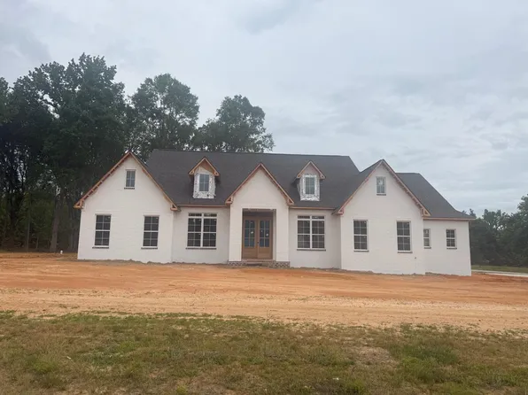 118 Charlottes Way, Saltillo, MS 38866