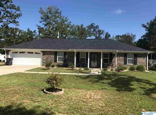 195 Henson St, Centre, AL 35960