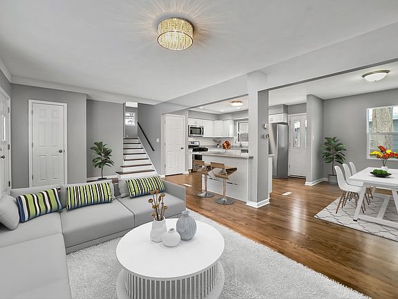 2nd image of 4941 Northcott Ave