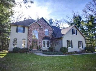276 Millbrook Dr, East Longmeadow, MA 01028