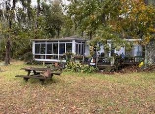 319 W 1st St, Midway, GA 31320