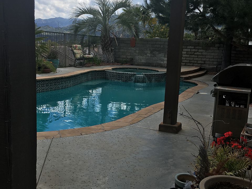 2nd image of 26068 Twain Pl