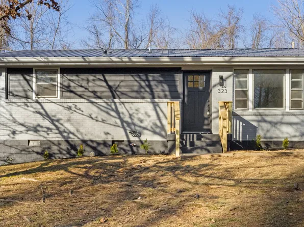 323 Crossland Ave, Clarksville, TN 37040