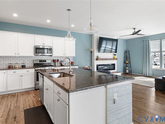 4th image of 17620 Marymere Ct