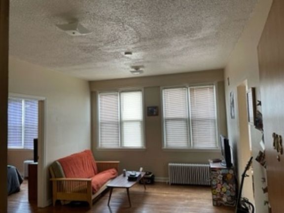 2nd image of 1418 Commercial St APT 208