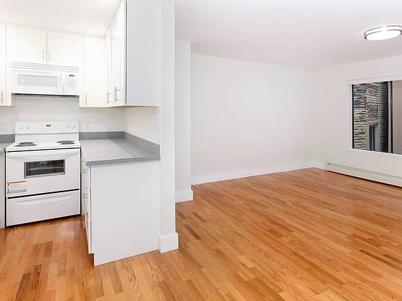 4th image of 1440 Union St APT 204