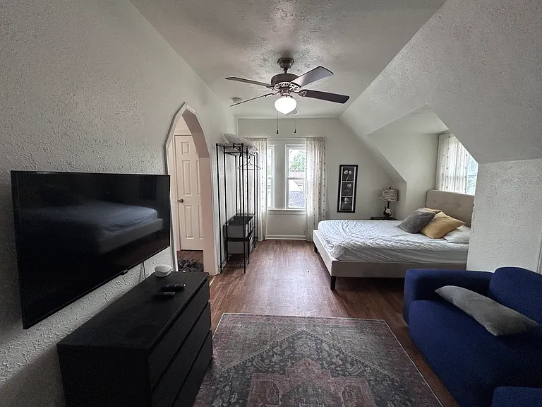 1012 Carolyn Ave #4 — Photo 9